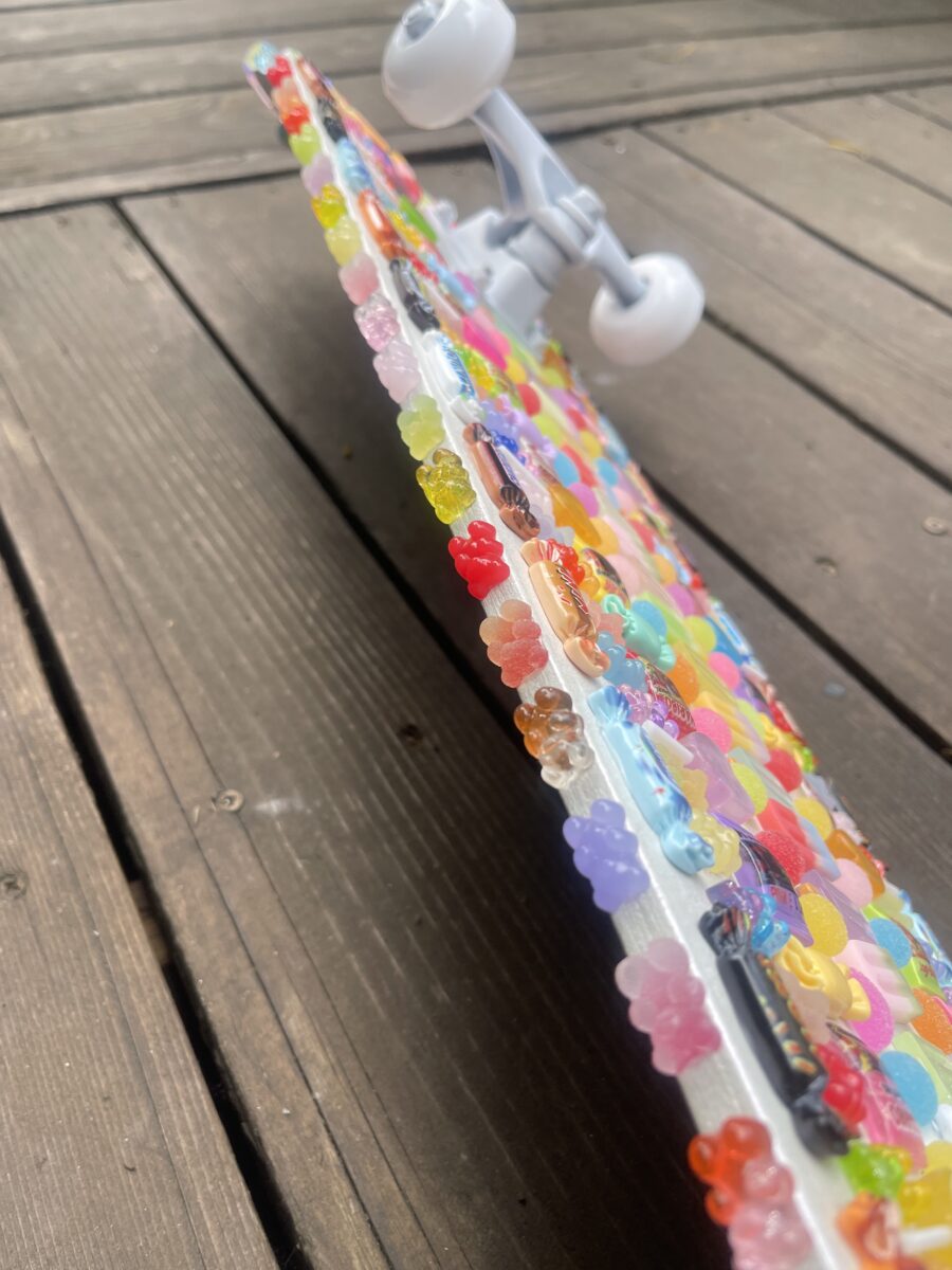 Sweet Tooth Skateboard - Image 4